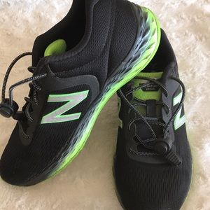 Little boys/big boys 3,5 New Balance Arishi neon lime green